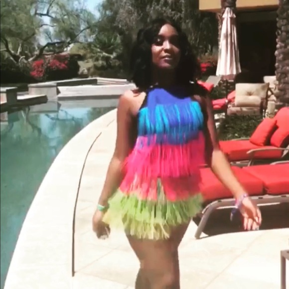 Did some body say FRINGE💙💖💚💛 - Picture 4 of 6